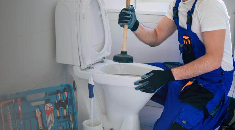 Professional water heater repair in Cutler, IL